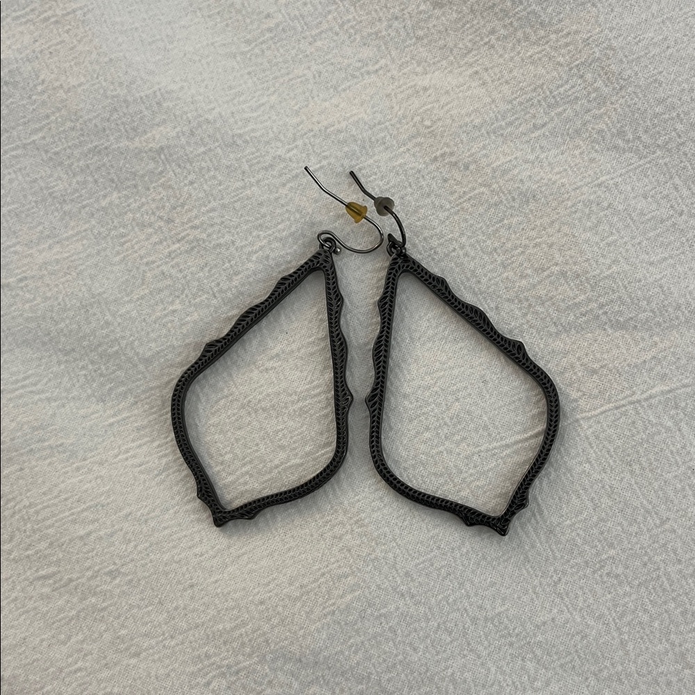 Kendra Scott Sophee Drop Earrings in Gunmetal